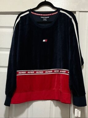 Tommy Hilfiger Navy and Red Colorblock Crewneck Sweatshirt